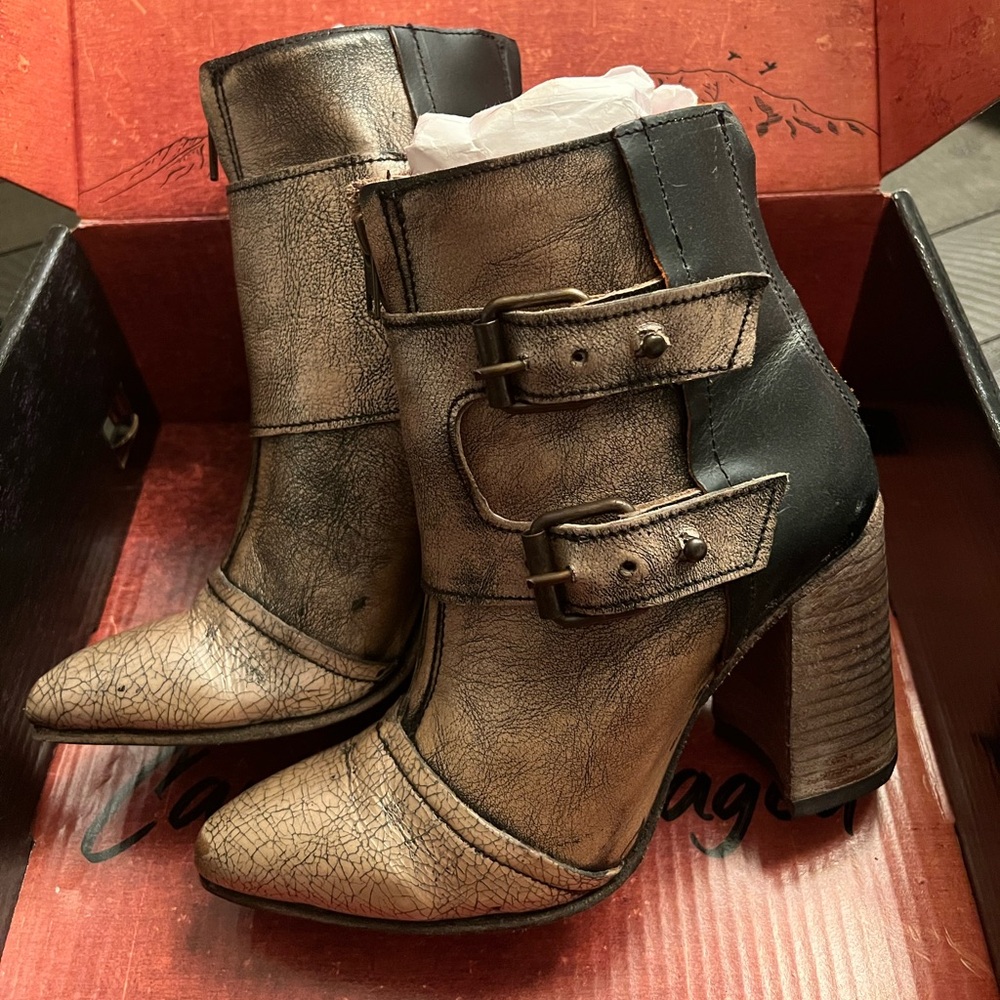 Freebird - Joey - Size 8 New In Box - Handstitched - Booties